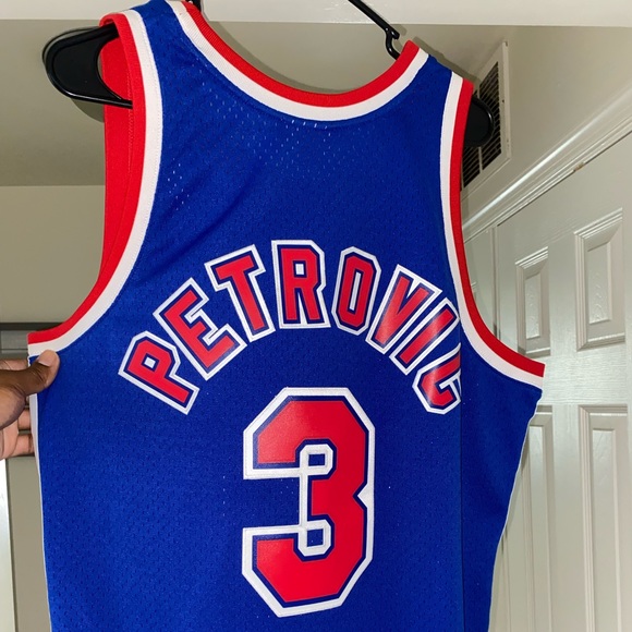 Drazen Petrovic New Jersey Nets jersey - Picture 4 of 14